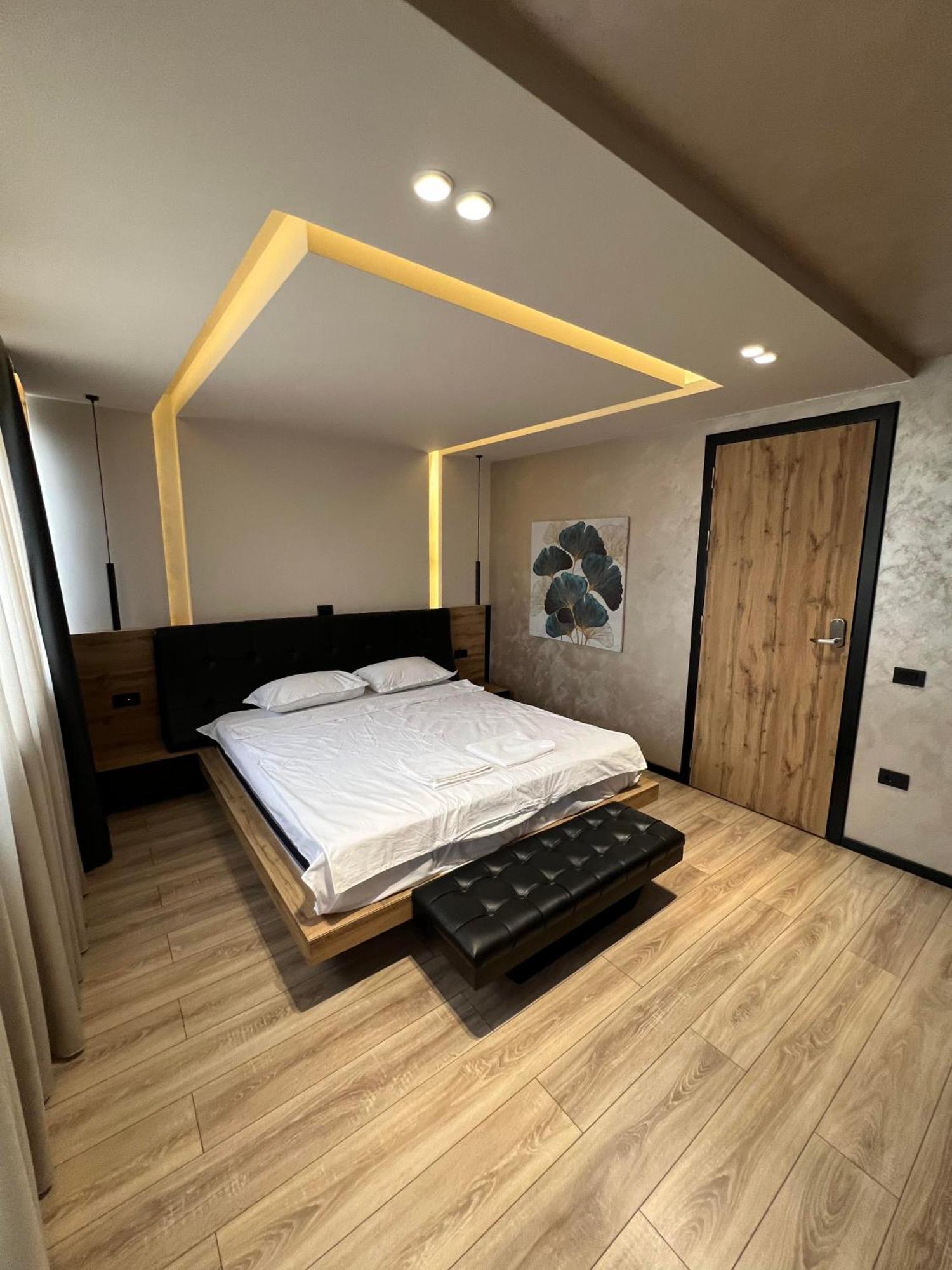 Zet Apartments - Bedroom & Bathroom بريشتاين المظهر الخارجي الصورة