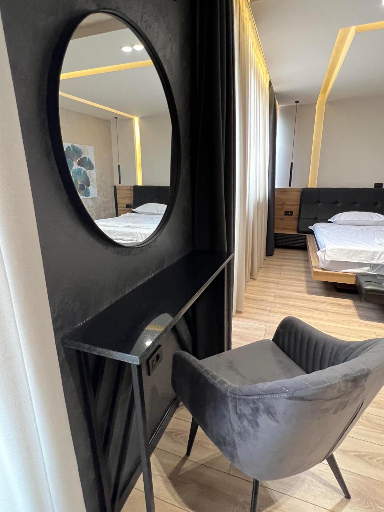 Zet Apartments - Bedroom & Bathroom بريشتاين المظهر الخارجي الصورة