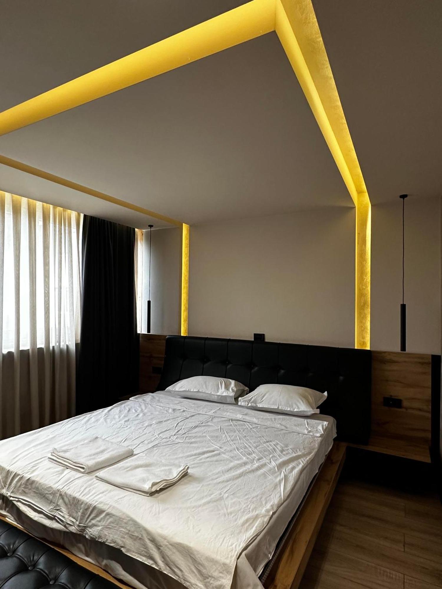 Zet Apartments - Bedroom & Bathroom بريشتاين المظهر الخارجي الصورة
