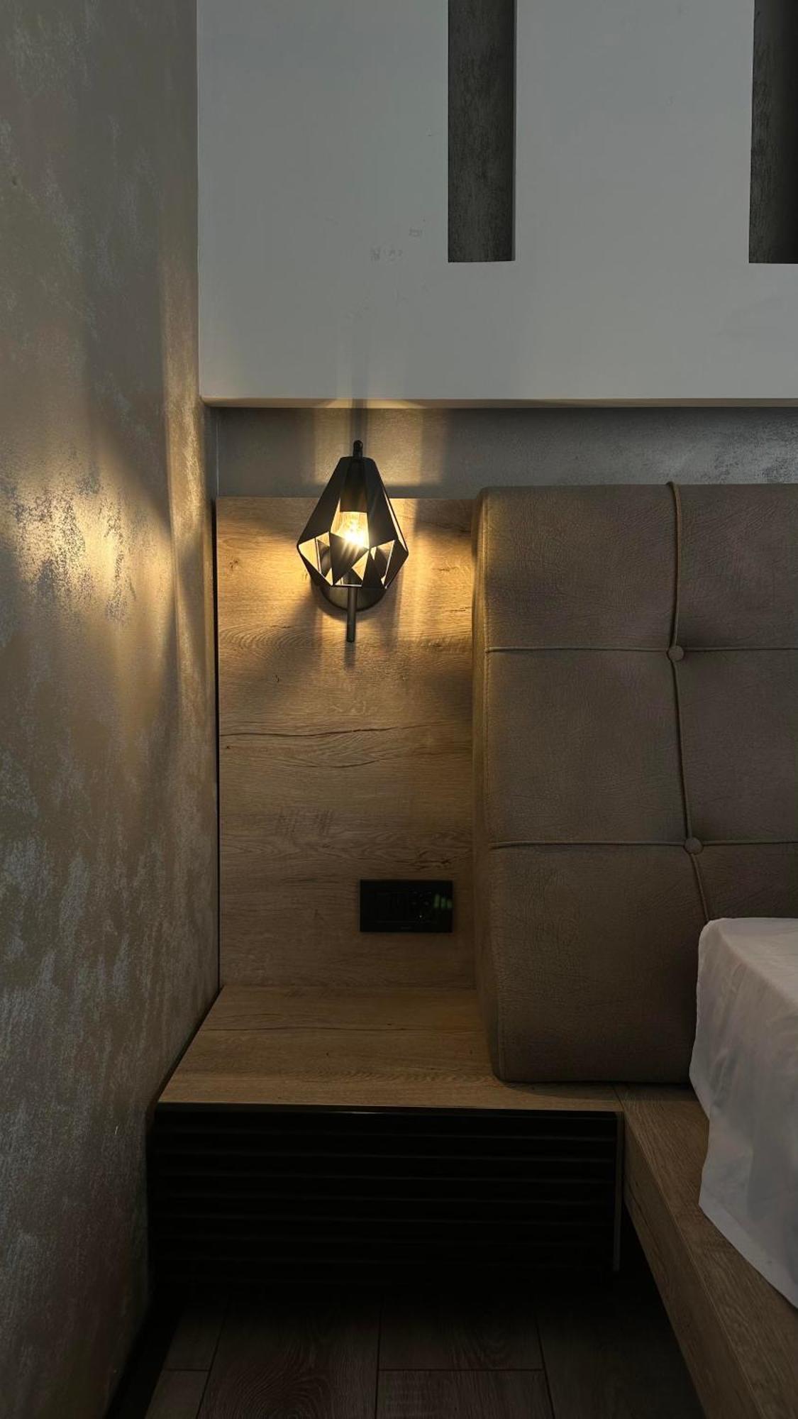 Zet Apartments - Bedroom & Bathroom بريشتاين المظهر الخارجي الصورة
