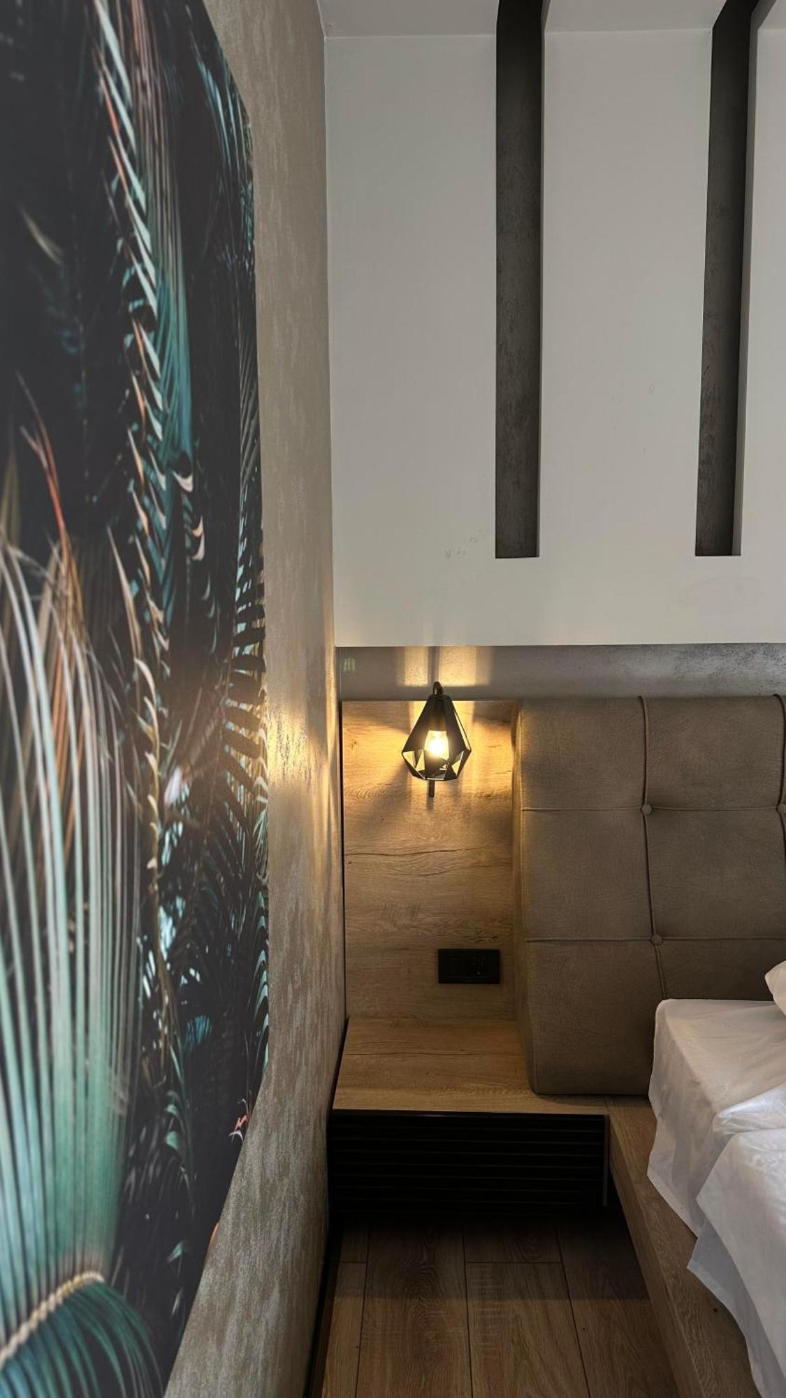 Zet Apartments - Bedroom & Bathroom بريشتاين المظهر الخارجي الصورة